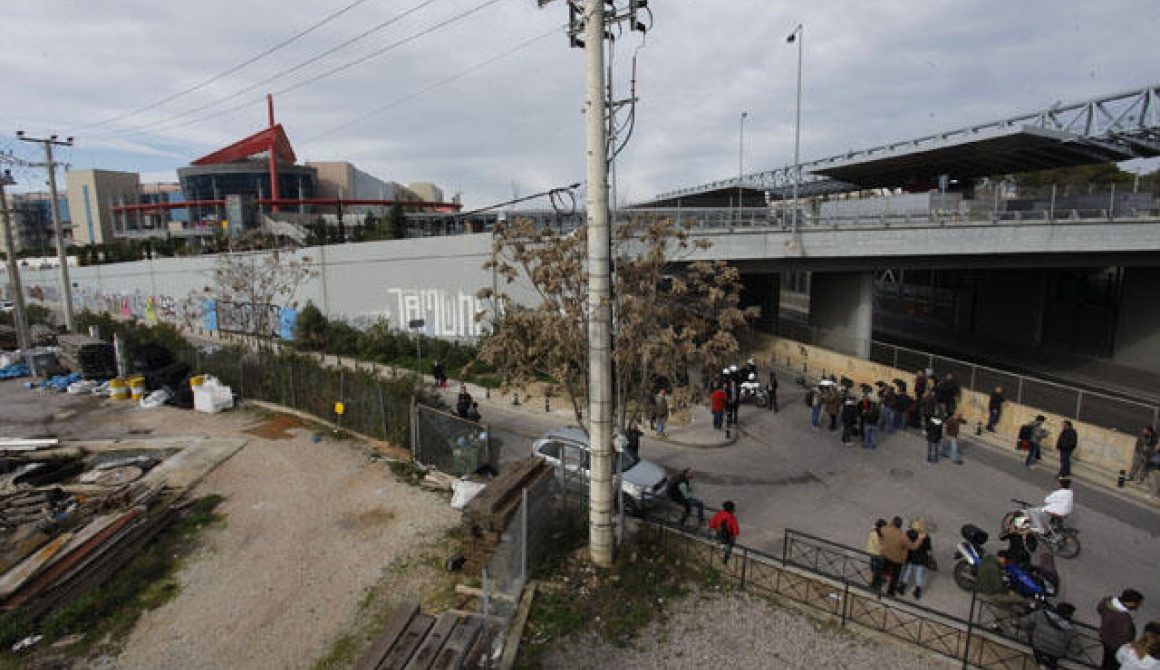 Τυφλό βομβιστικό χτύπημα στο The Mall - Δύο τραυματίες - Χύτρα ταχύτητας και ζελατοδυναμίτιδα 