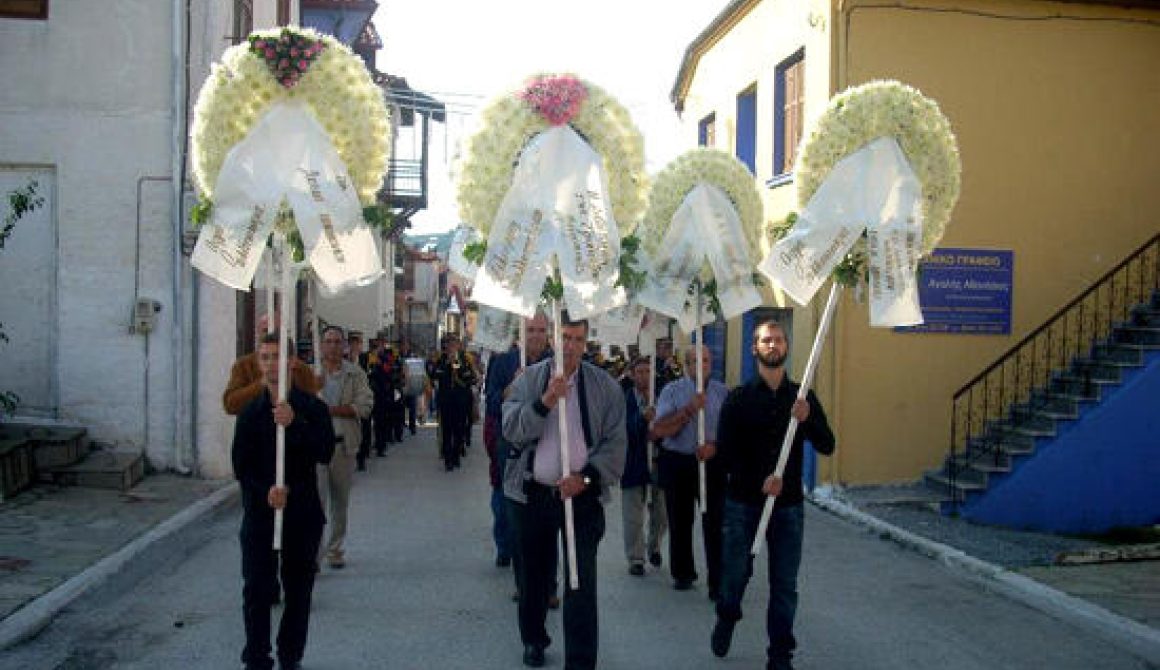 Υστάτο χαίρε στο Λέσβιο Μητροπολίτη Νικόδημο - Φωτογραφίες