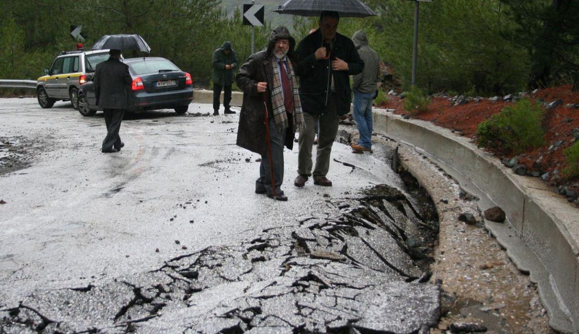 Eπίσκεψη Αν.Υπουργού Χαρ.Αθανασίου στις πληγείσες περιοχές